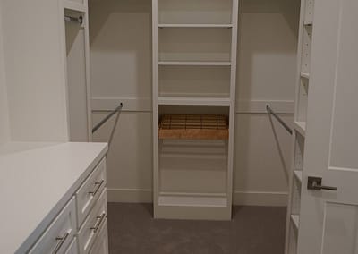 lubbock-baconcrest-new-home-master-closet-1