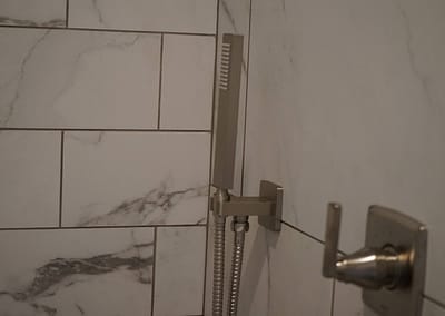 lubbock-baconcrest-new-home-shower-head