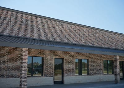 commercial-metal-building-lubbock-front-brick-unit